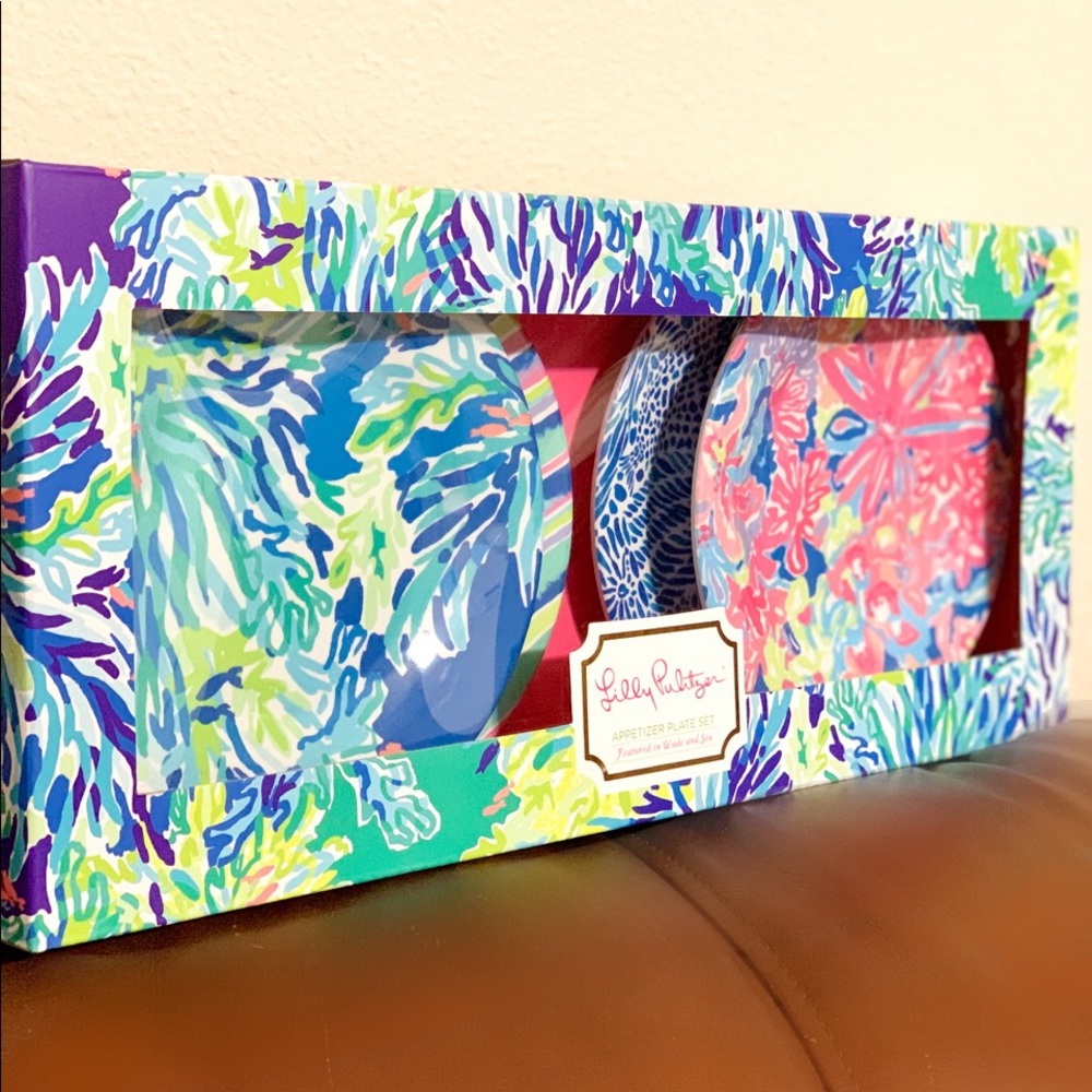NIB Lilly Pulitzer melamine appetizer plates